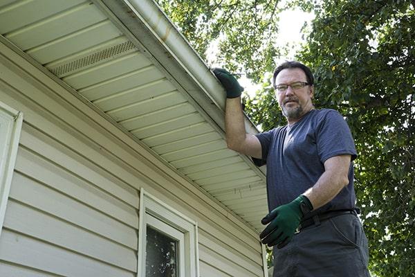 Gutter Cleaning of Hamburg staff